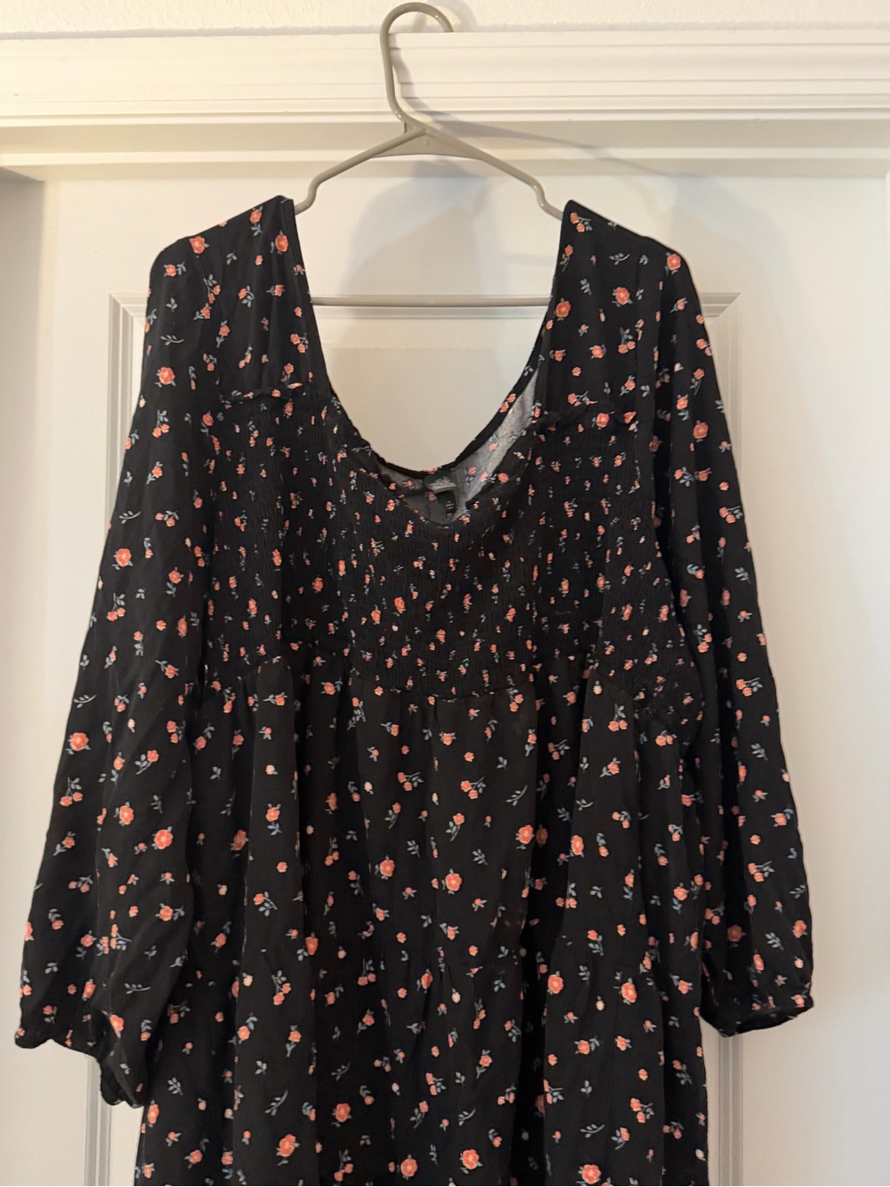Black Floral Long-Sleeve Smocked Women’s dress